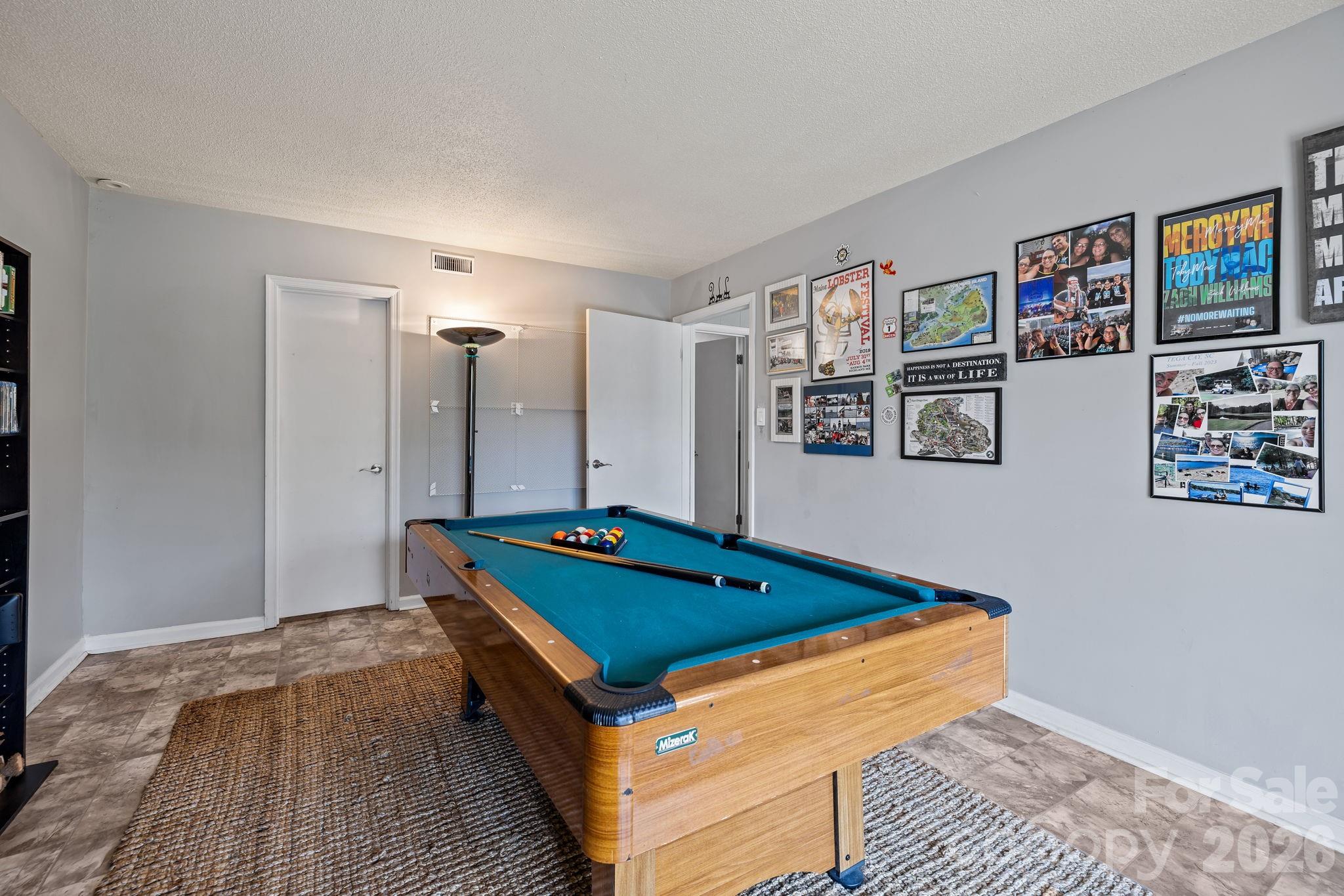 Tega Cay - Residential