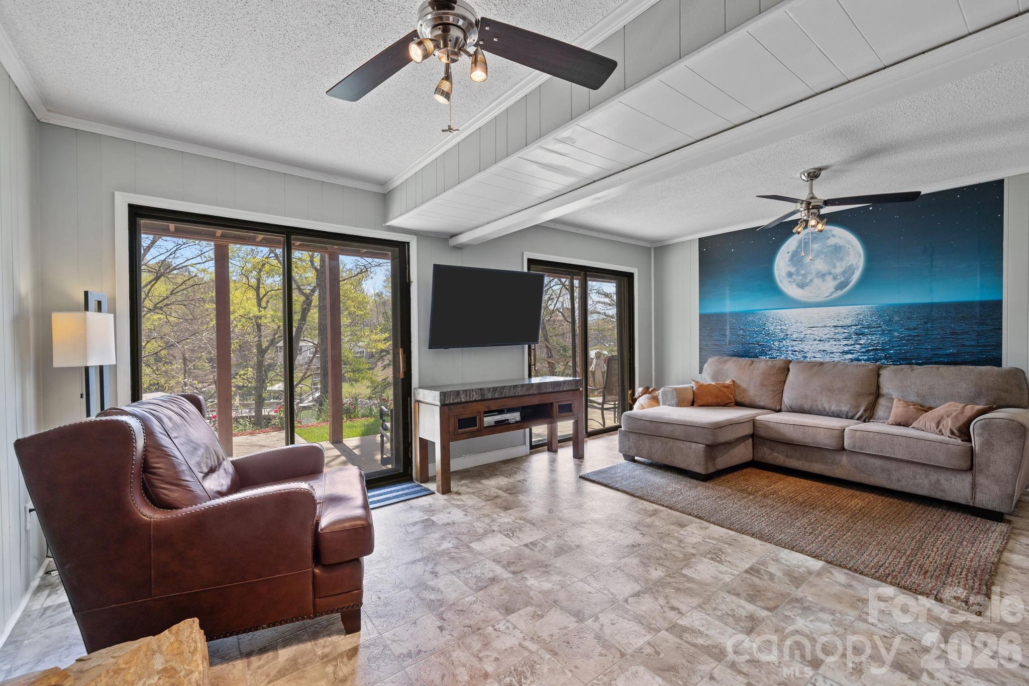 Tega Cay - Residential