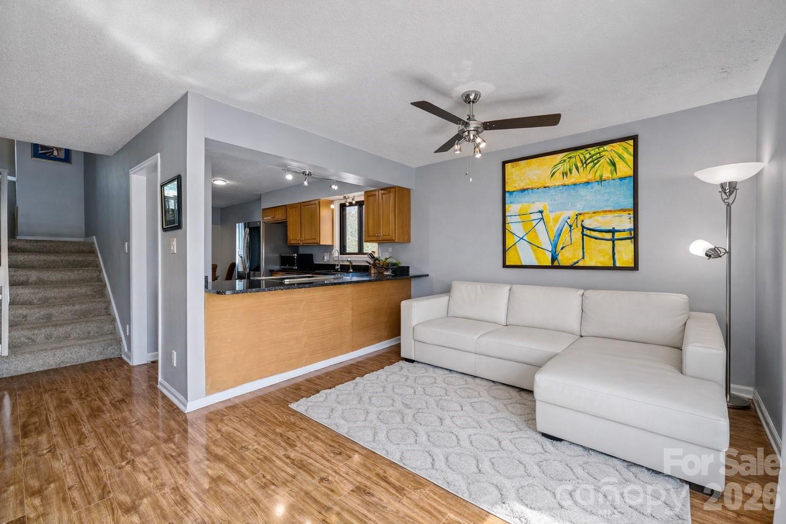 Tega Cay - Residential