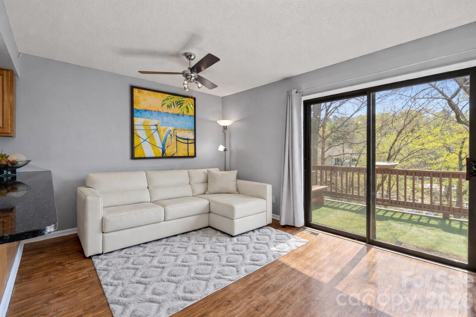 Tega Cay - Residential