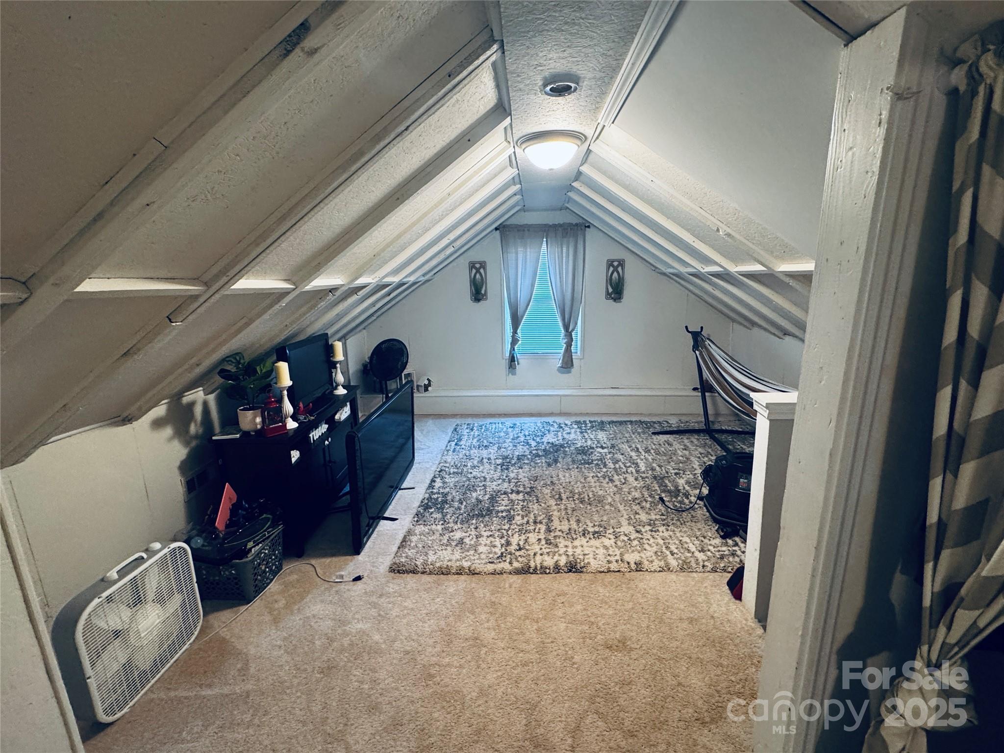 407 W Finger Street