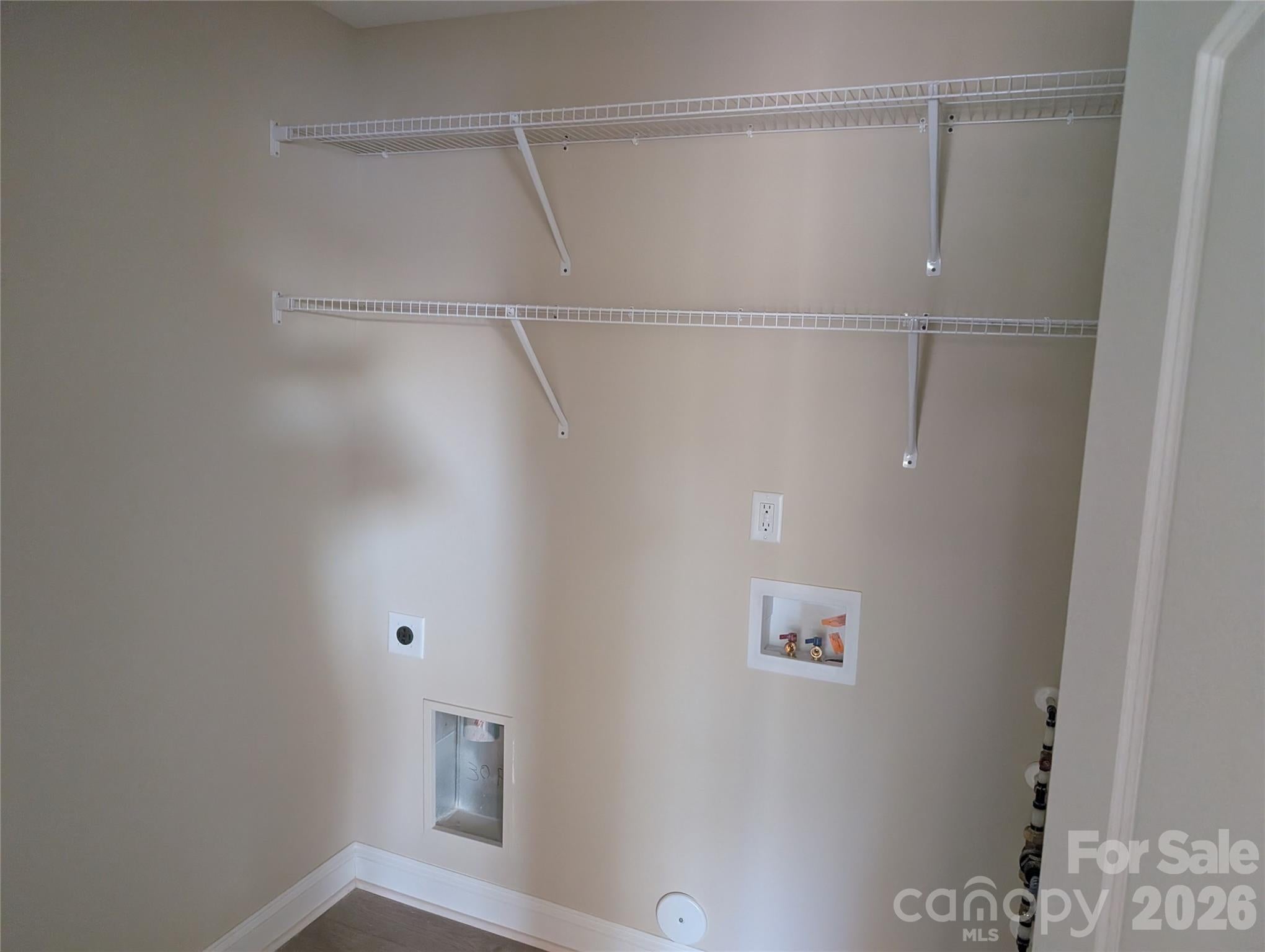 810 Evergreen Avenue 2