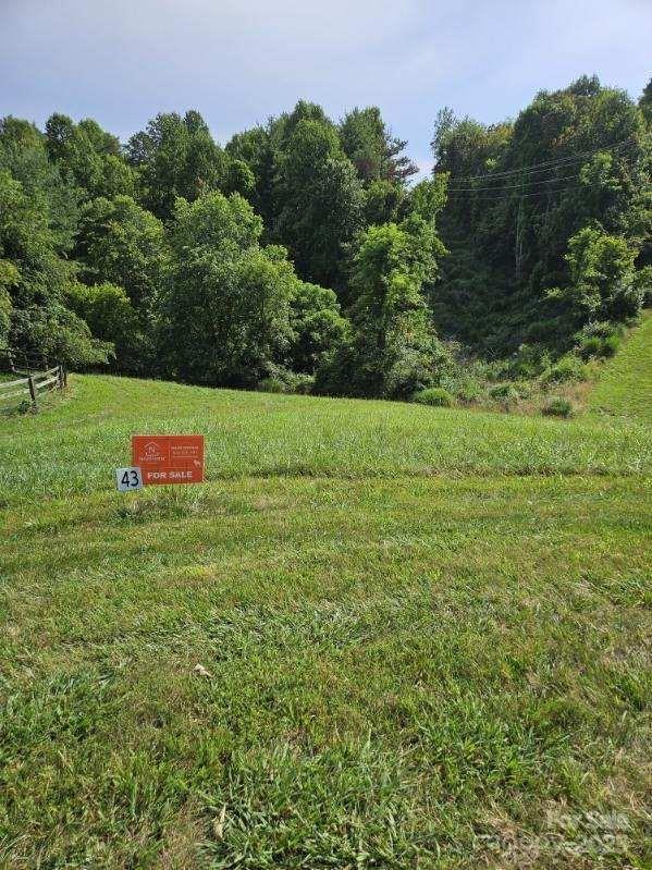 9999 Settlers Trail 43