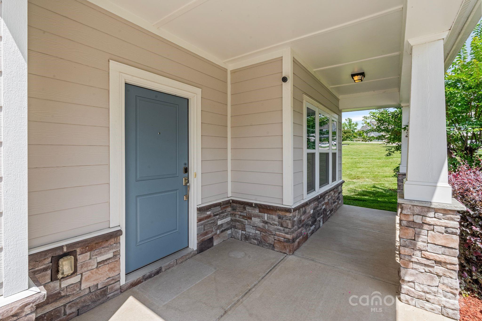 7129 Dove Field Lane