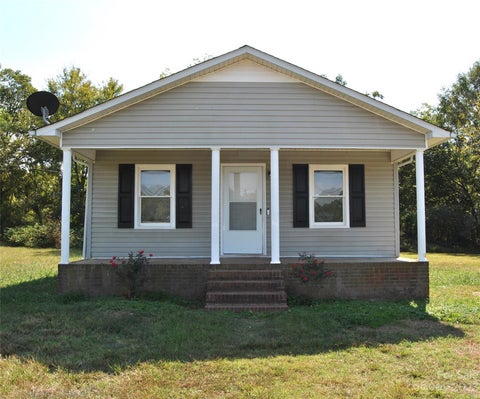 Photo for 807 Willow Lane