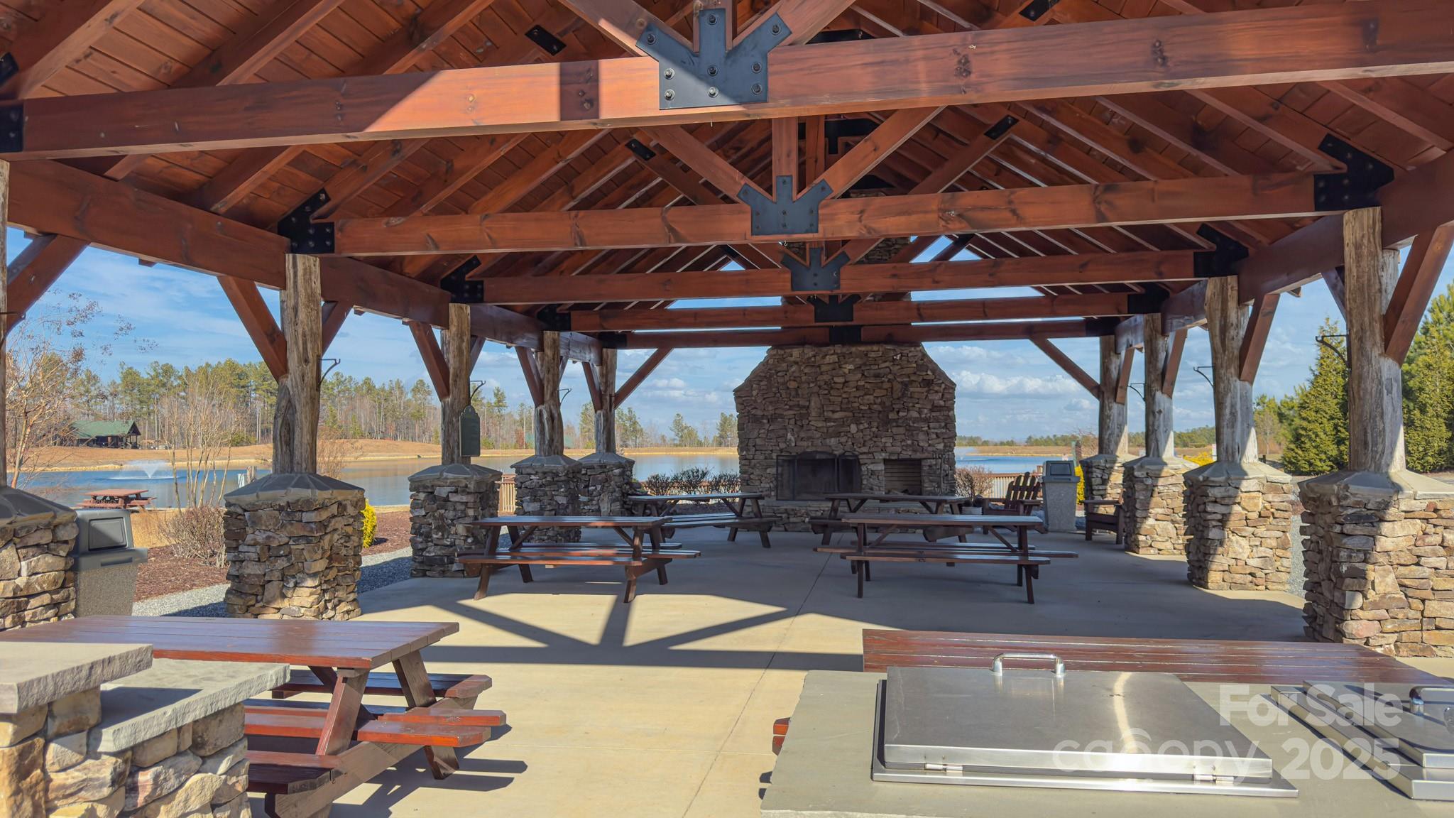 Grandview Peaks - Land