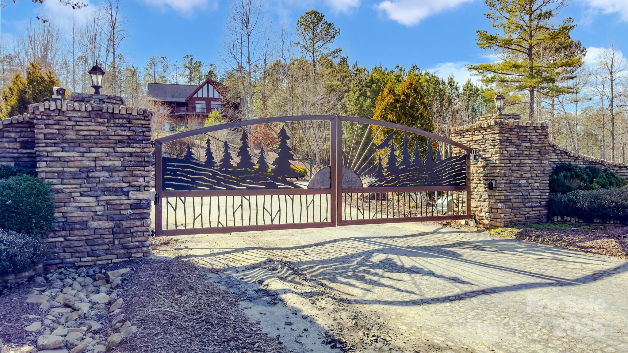 Grandview Peaks - Land