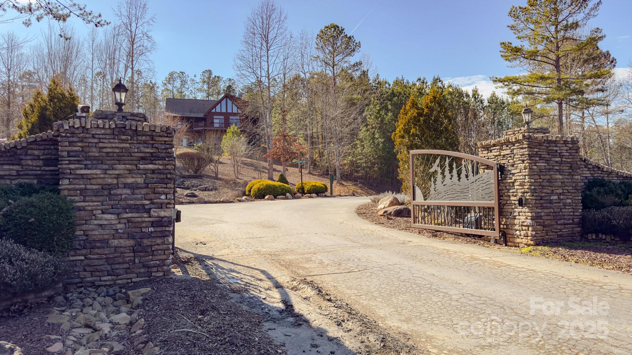 Grandview Peaks - Land