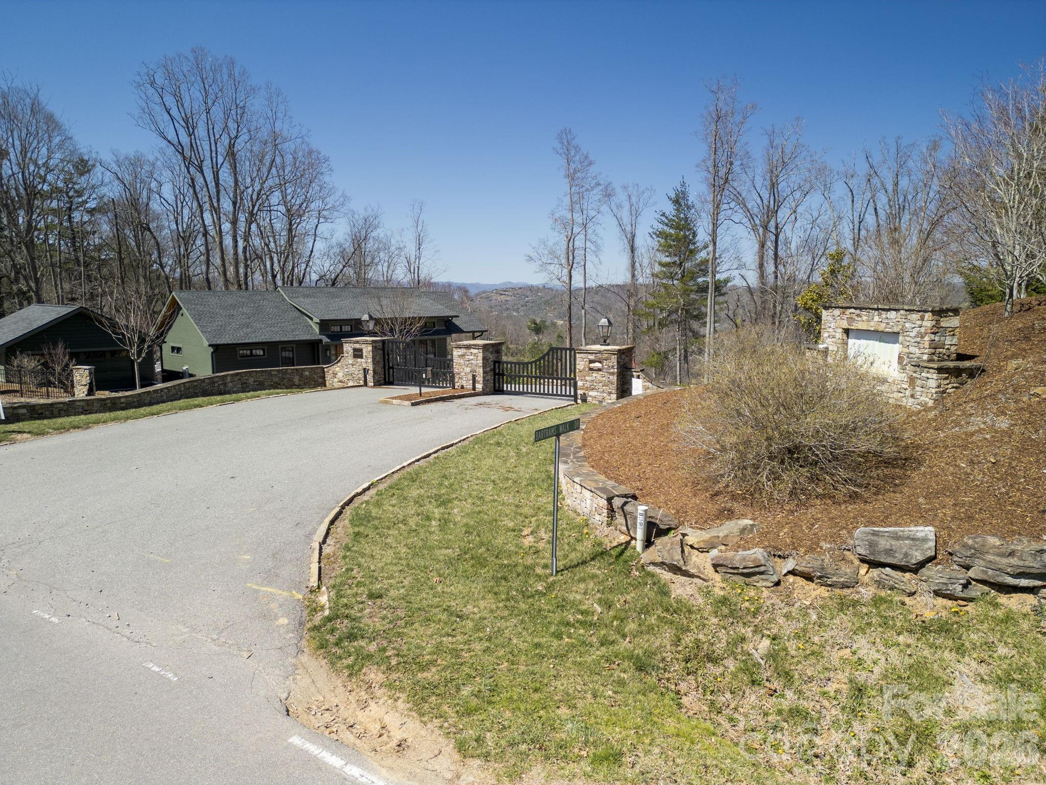 Town Mountain Preserve - Land