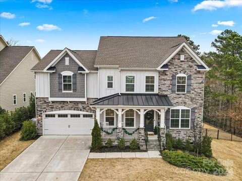 Photo of 15107 Cimarron Hills Lane, Charlotte, NC 28278 (MLS # 4206738)