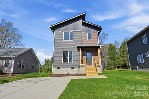 1431 Hilltop Street Albemarle NC 28001