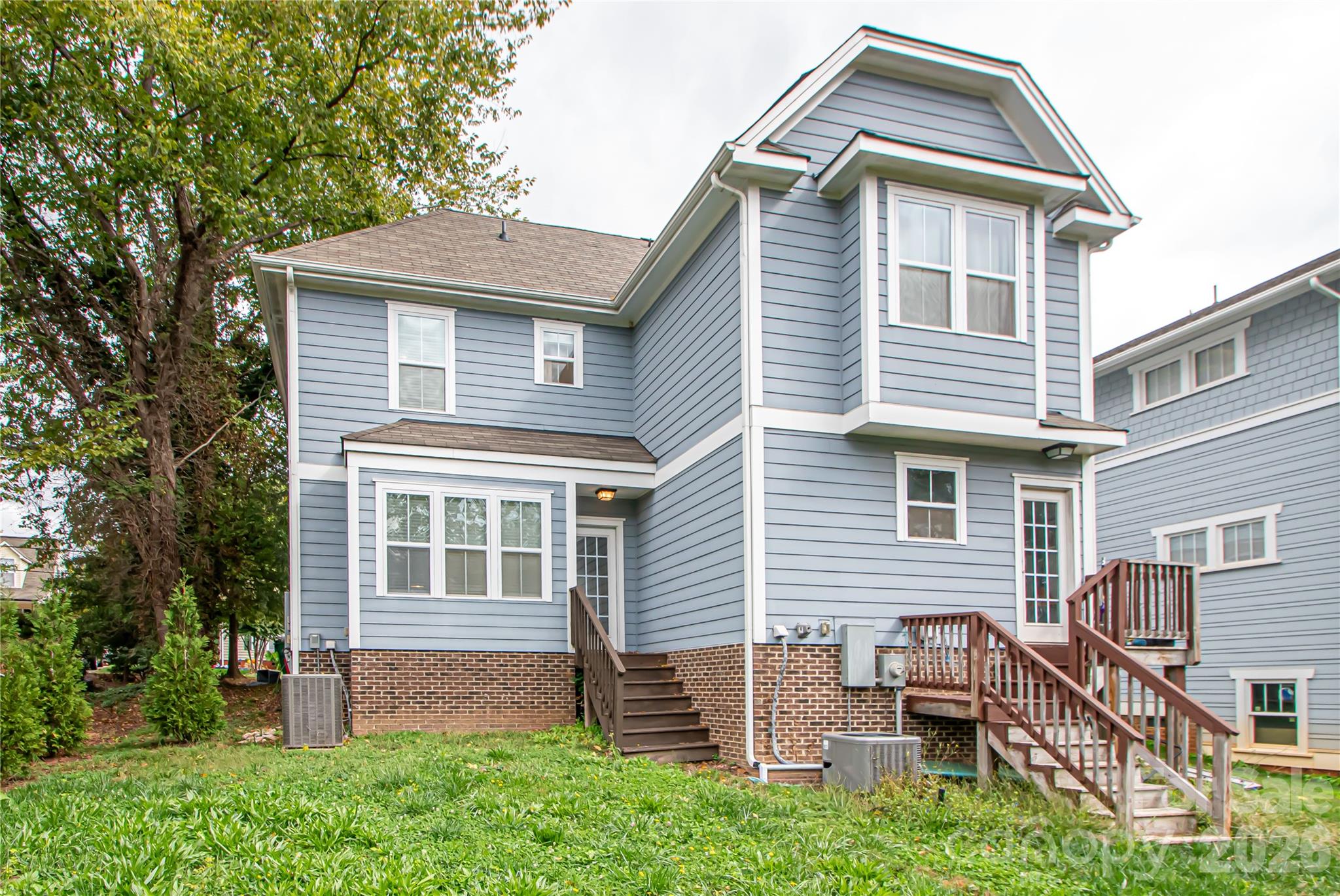 1614 Luther Street