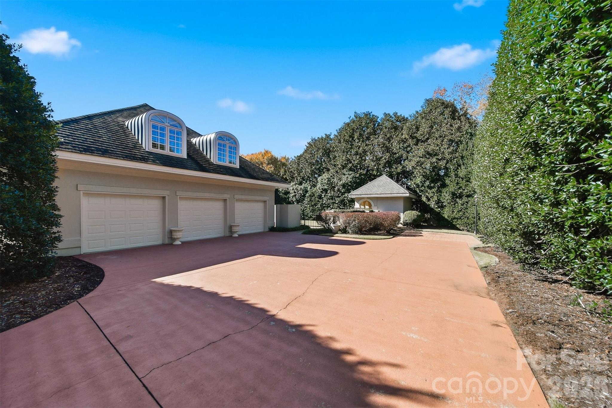 Rock Barn - Residential