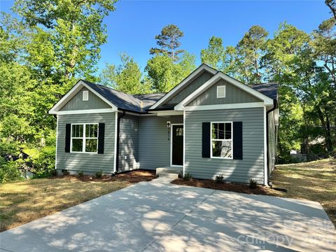Photo of 1814 W Mcfarland Avenue, Gastonia, NC 28052 (MLS # 4373746)