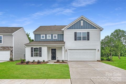 1902 Old Ormand Lane Bessemer City NC 28016