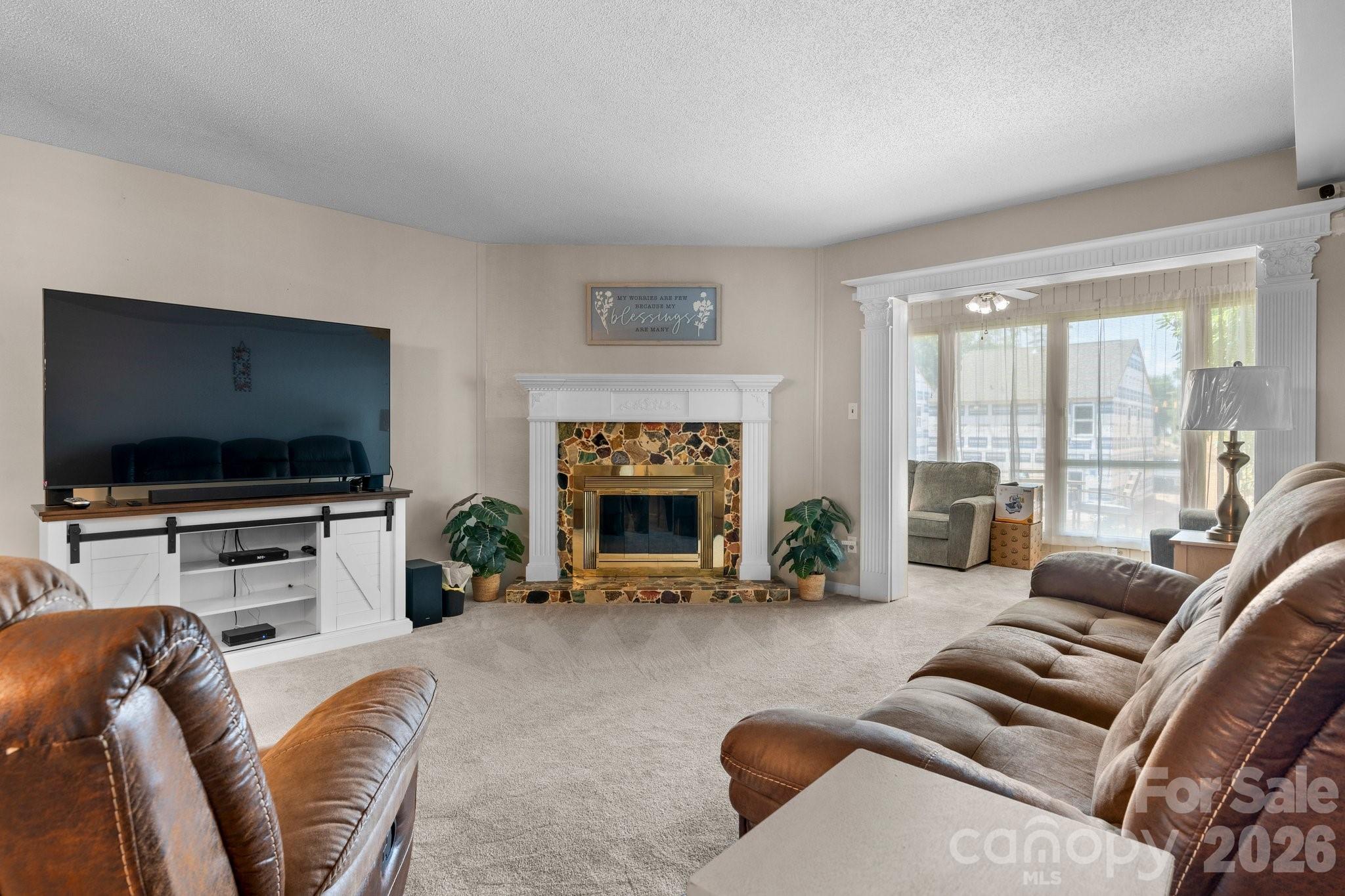 TARA WOODS - Residential