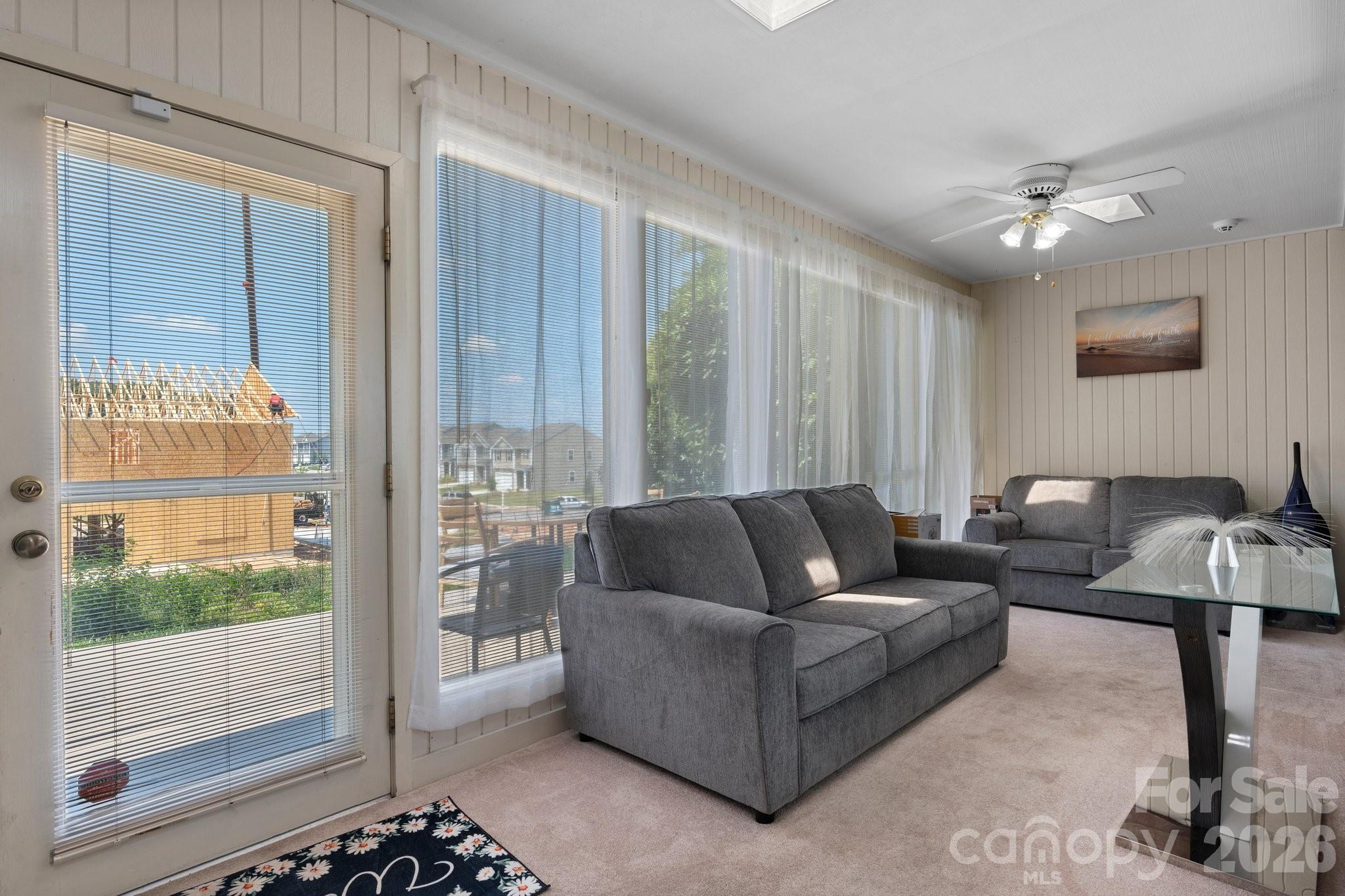 TARA WOODS - Residential