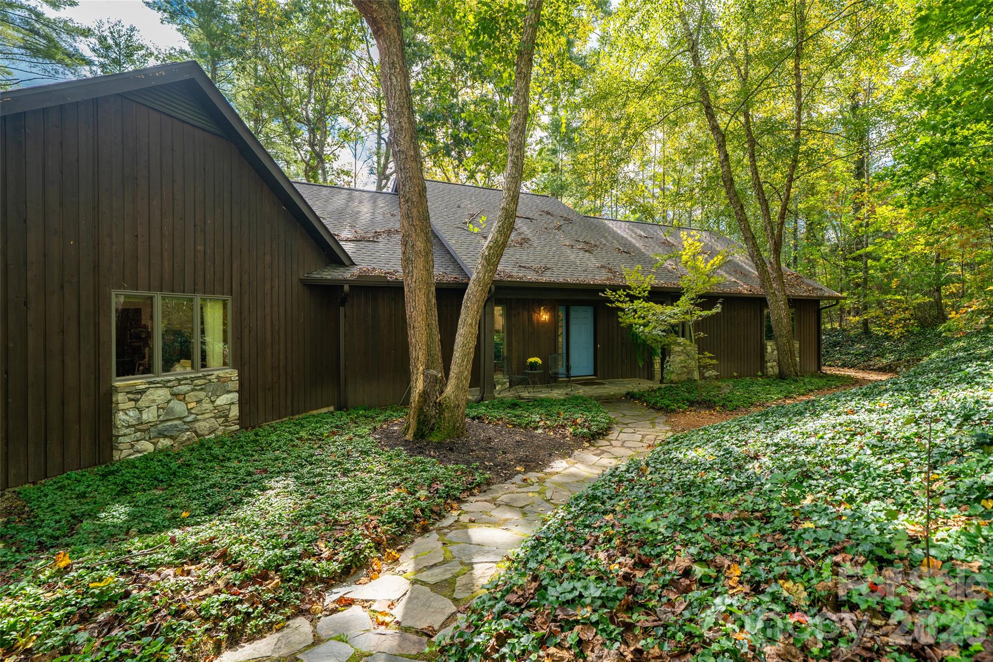 2 Dogwood Lane