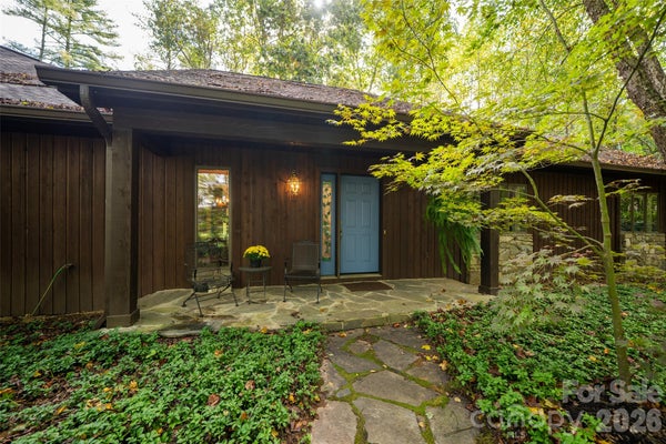 2 DOGWOOD LN, FLETCHER, NC 28732 - Image 9dbf63a9e9bbbf2d7271b9353c7aca39/86375622