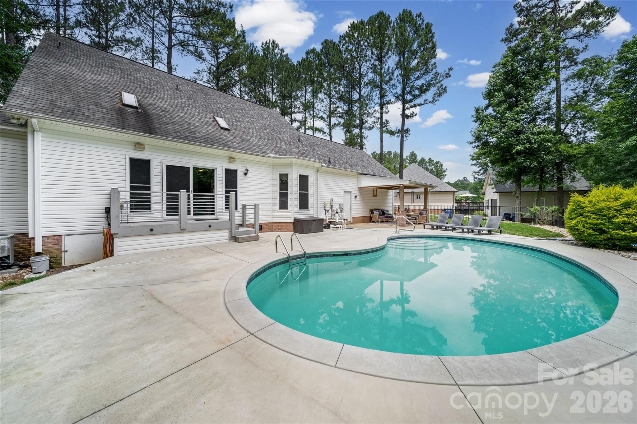 8871 Erbach Lane
