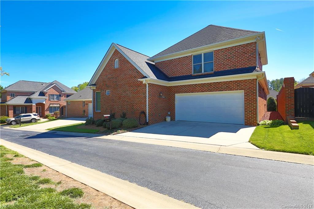 Laurel Creek - Residential