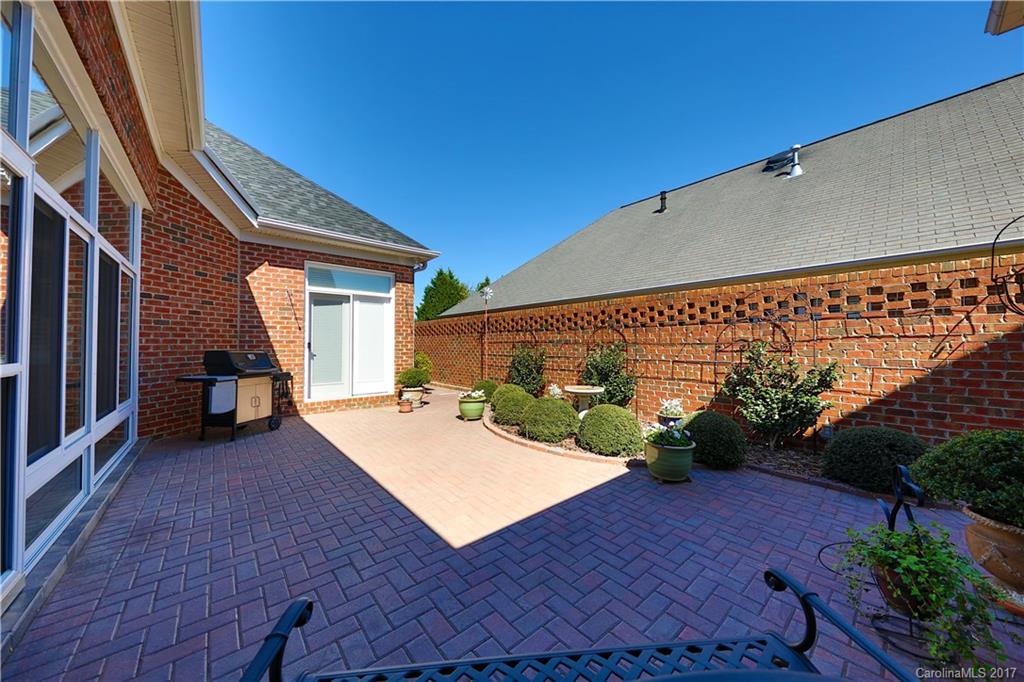 Laurel Creek - Residential