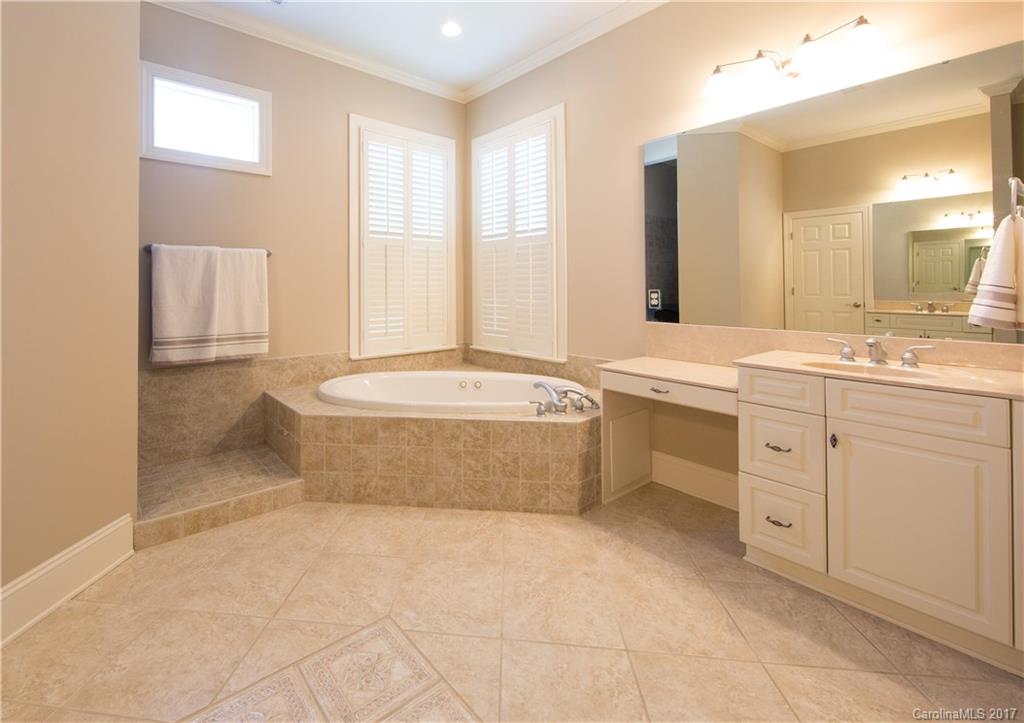 Laurel Creek - Residential