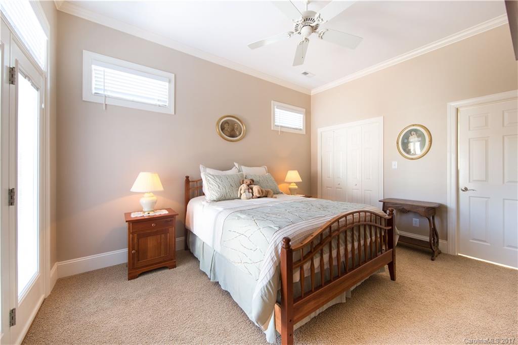 Laurel Creek - Residential