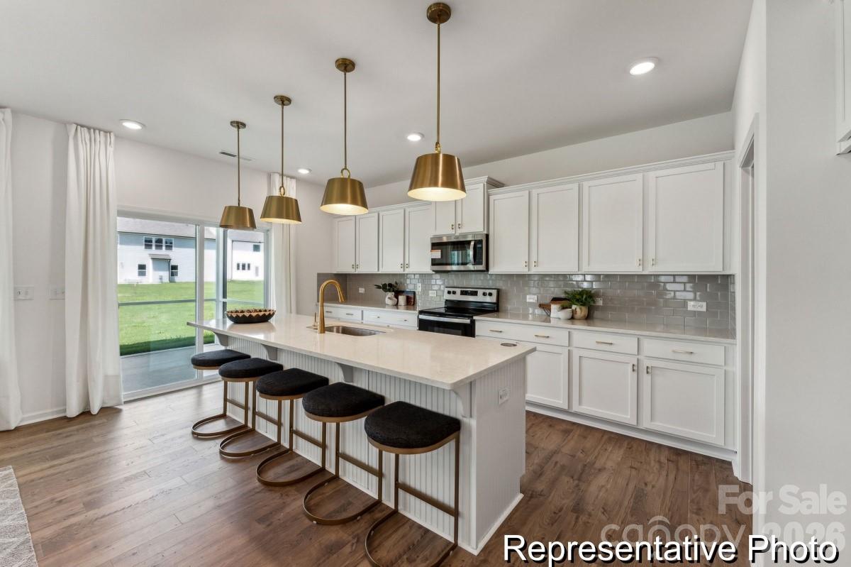 135 Borders Street 200