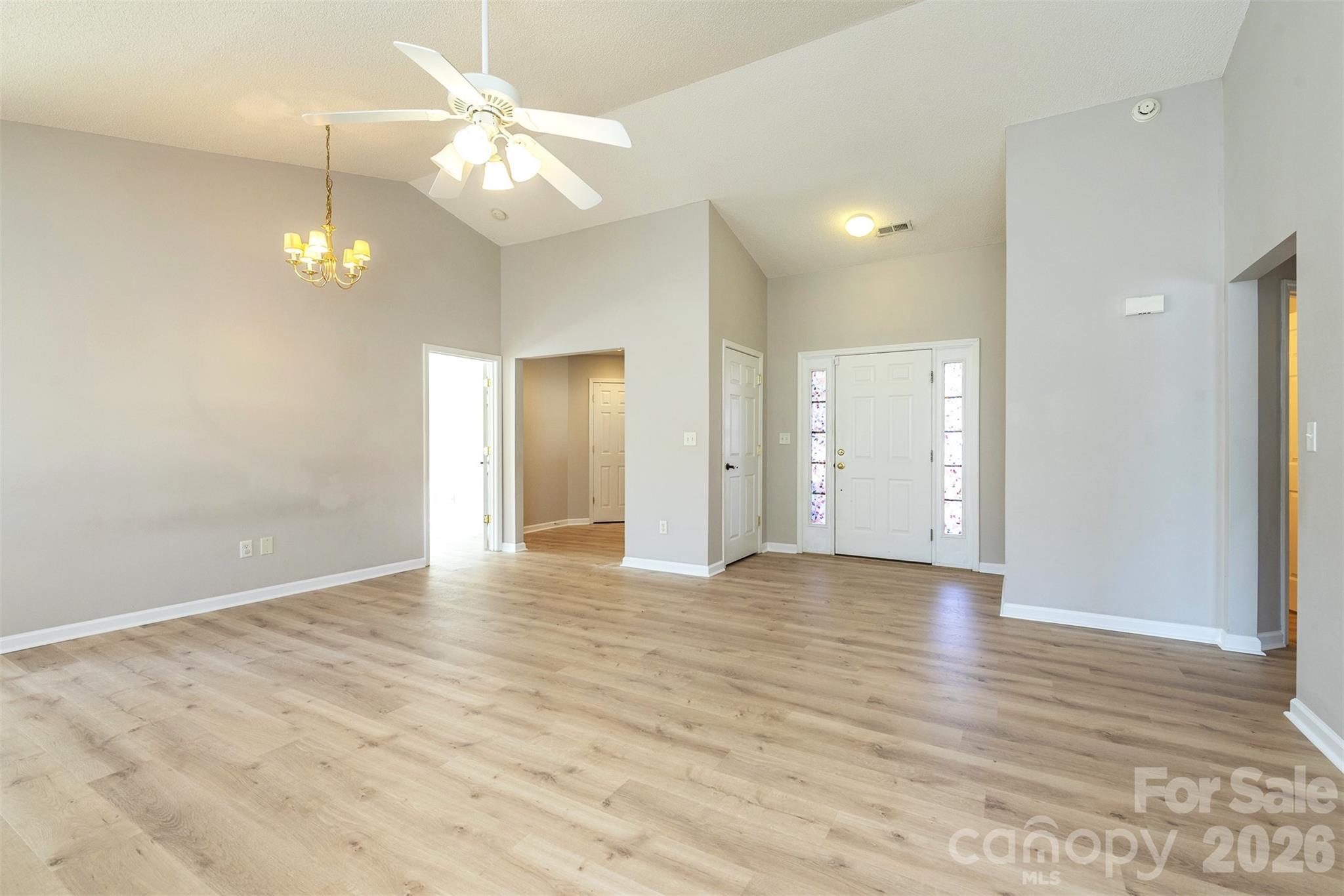 115 Creeks End Circle