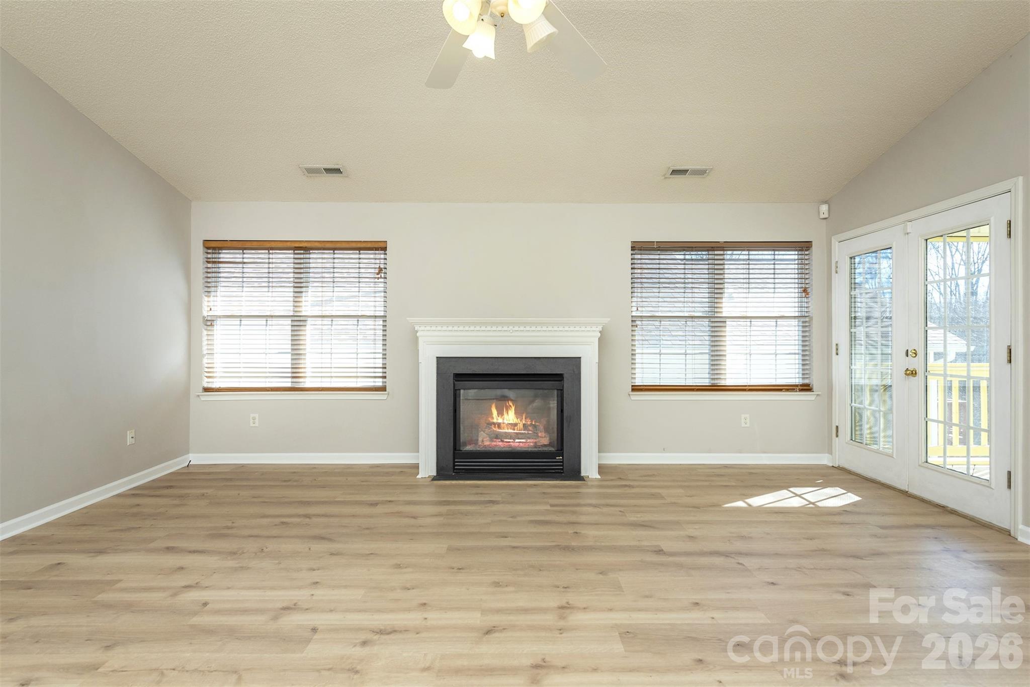 115 Creeks End Circle