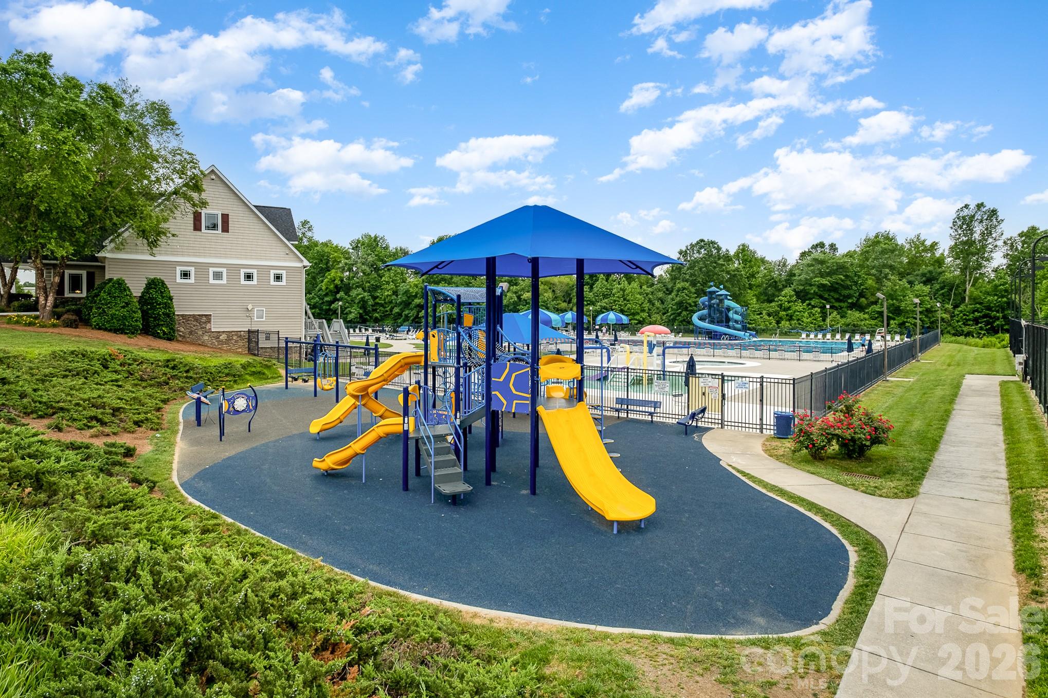 Moss Creek Village - Residential