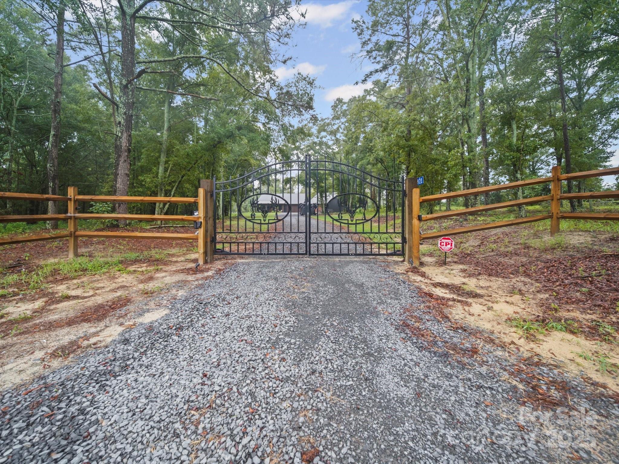 922 Sportsman Road