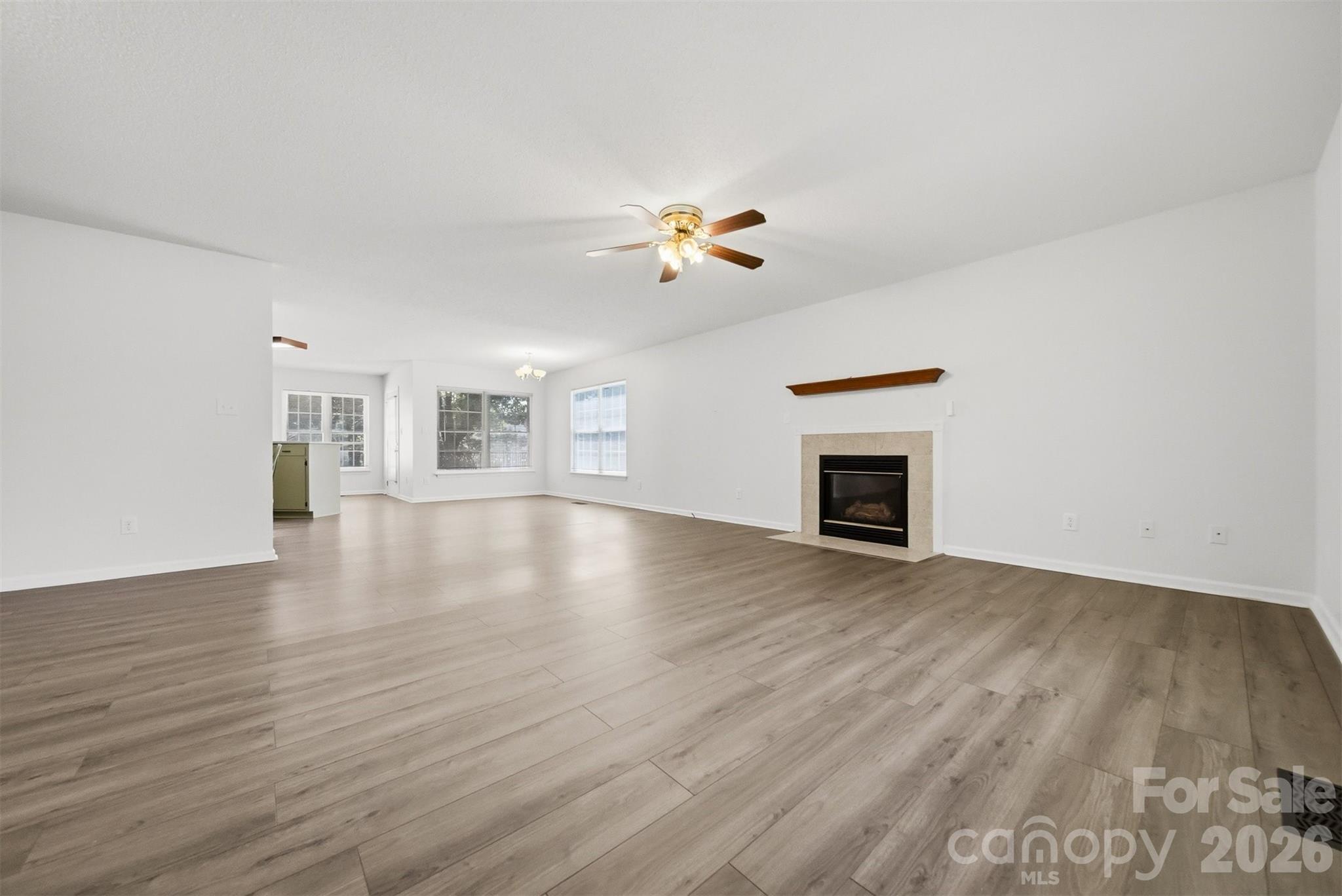 2436 29th Avenue Court NE