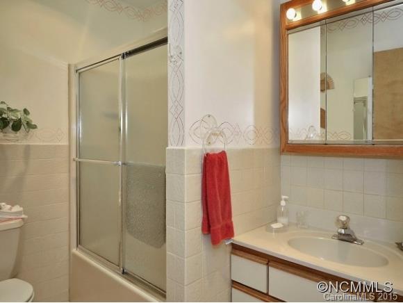 Haywood Knolls - Residential