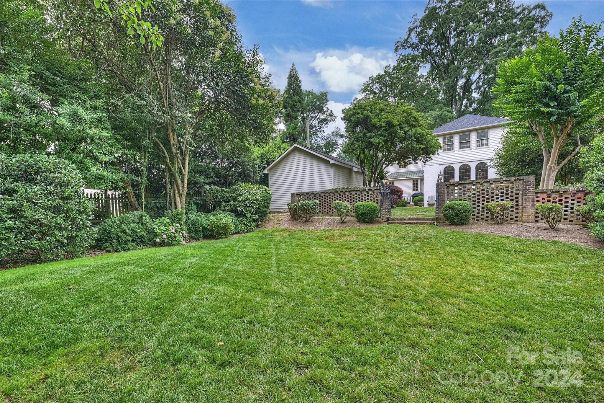 Myers Park - Residential