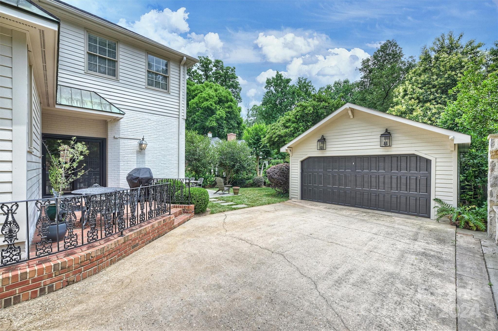 Myers Park - Residential