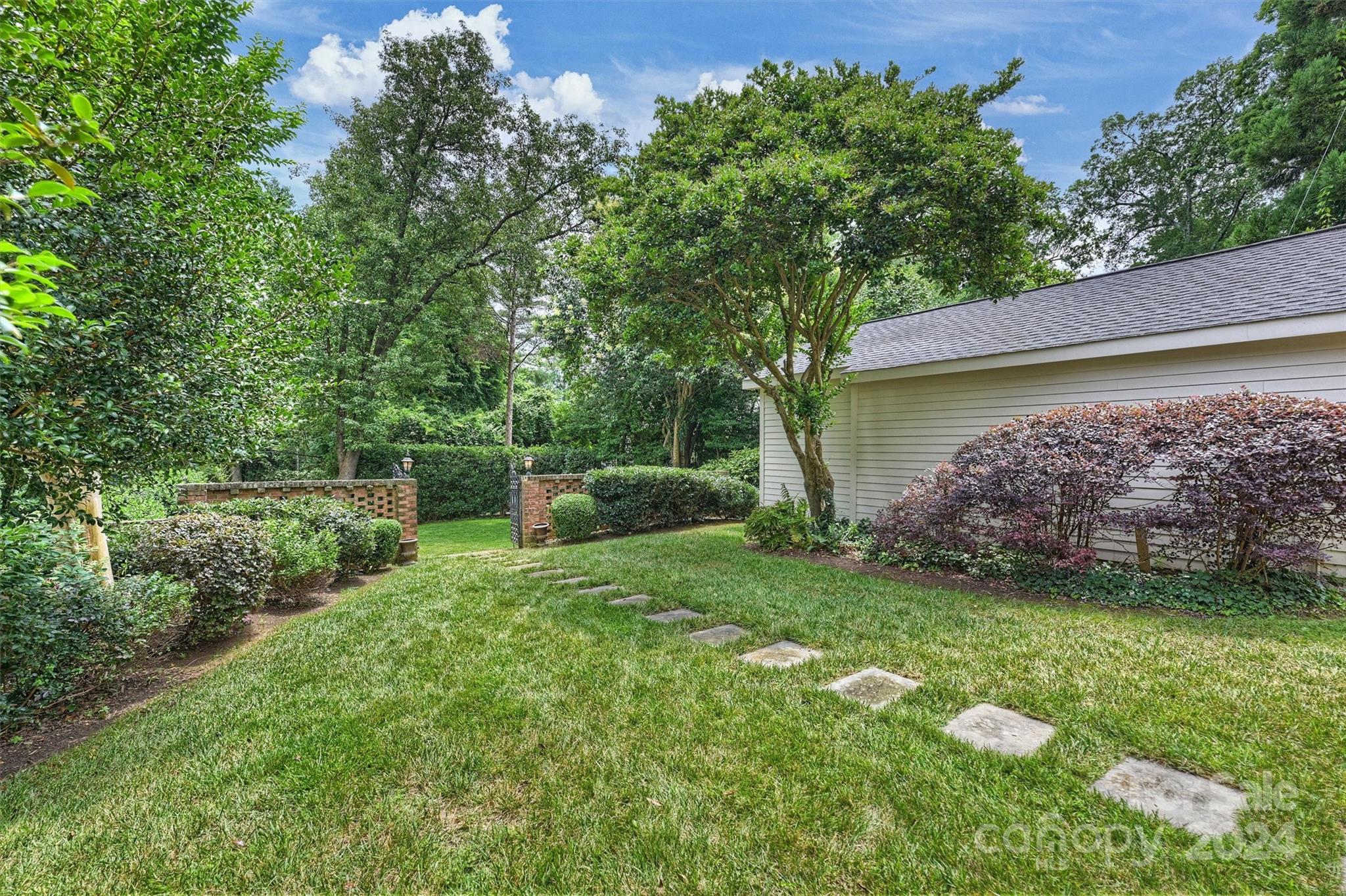 Myers Park - Residential