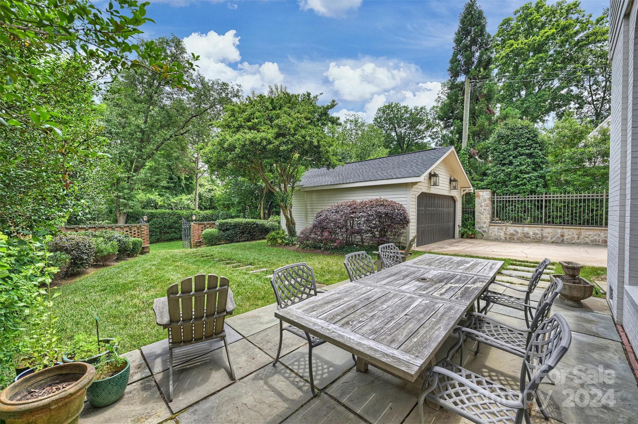 Myers Park - Residential