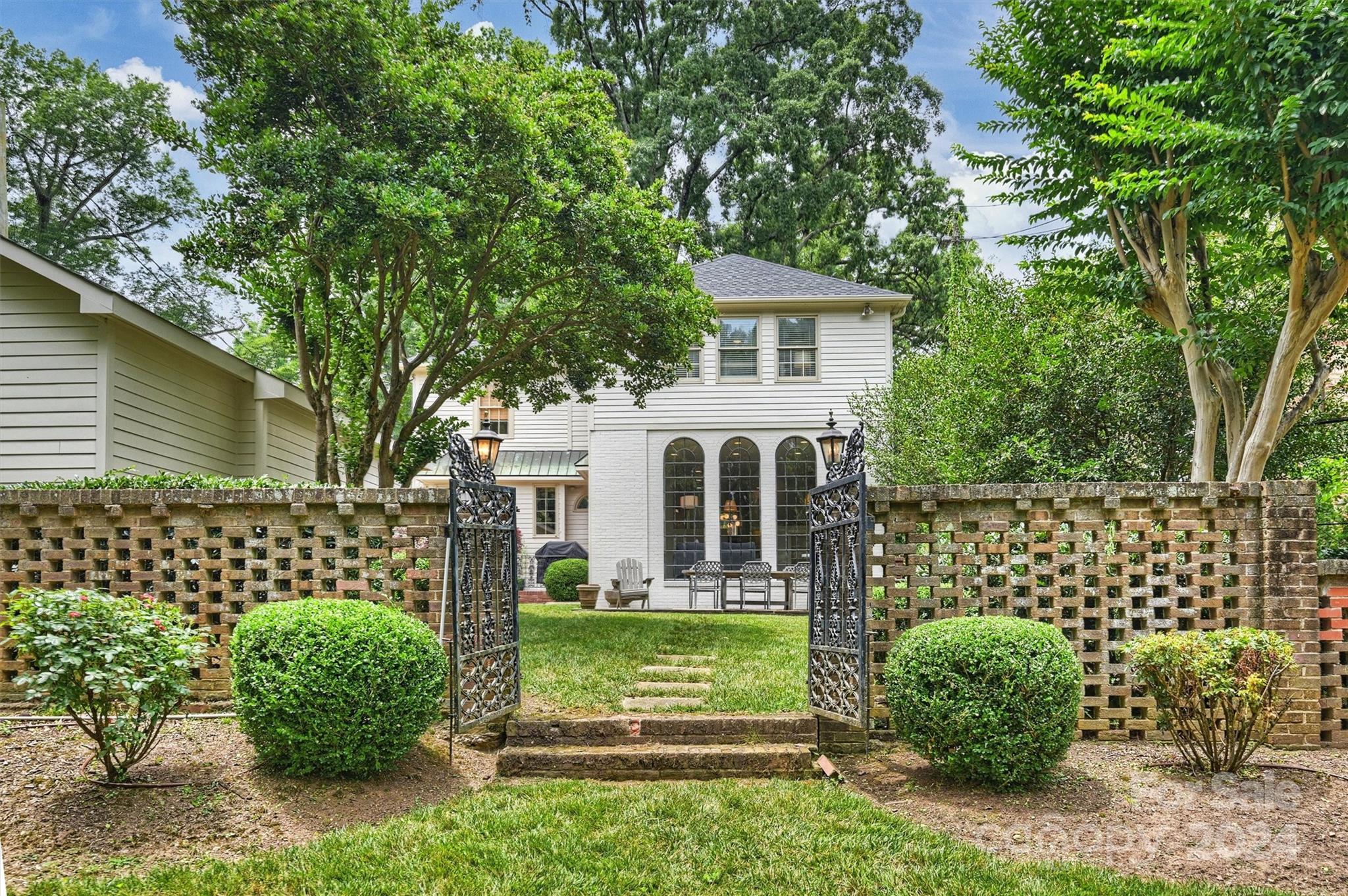 Myers Park - Residential