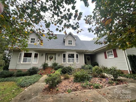 130 Briarwood Drive Rutherfordton NC 28139