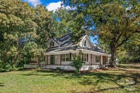 512 N Beersheba Road Clover SC 29710