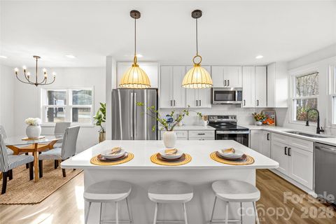 820 Dale Avenue Charlotte NC 28216