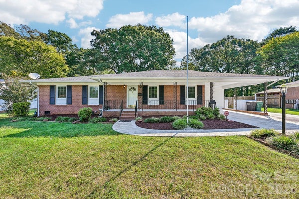 1926 TAYLOR DR, GASTONIA, NC 28052 - Image 9ddb367147b2a1a09f261a7f9e9a88ae/1714992274