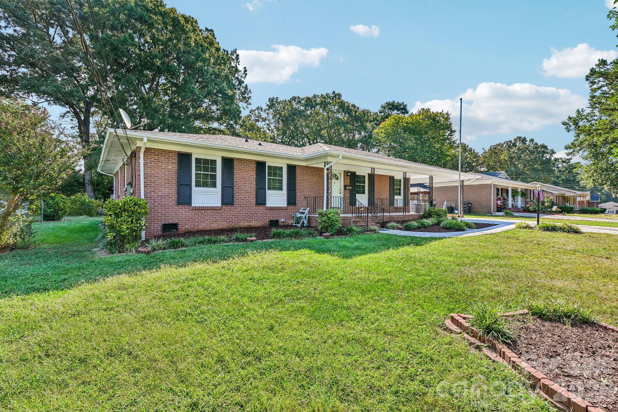 1926 Taylor Drive