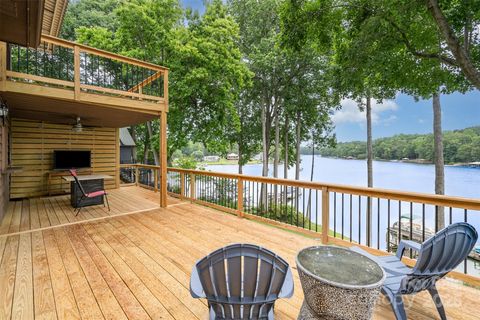 6719 Love Point Road Denver NC 28037
