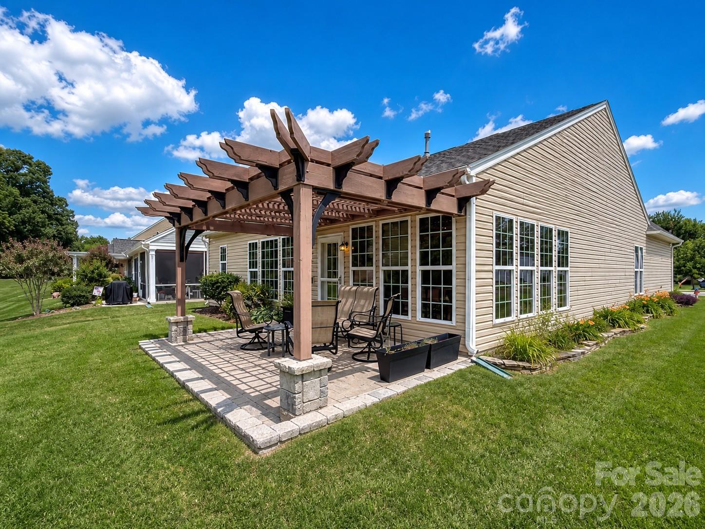3001 Grant Court 23