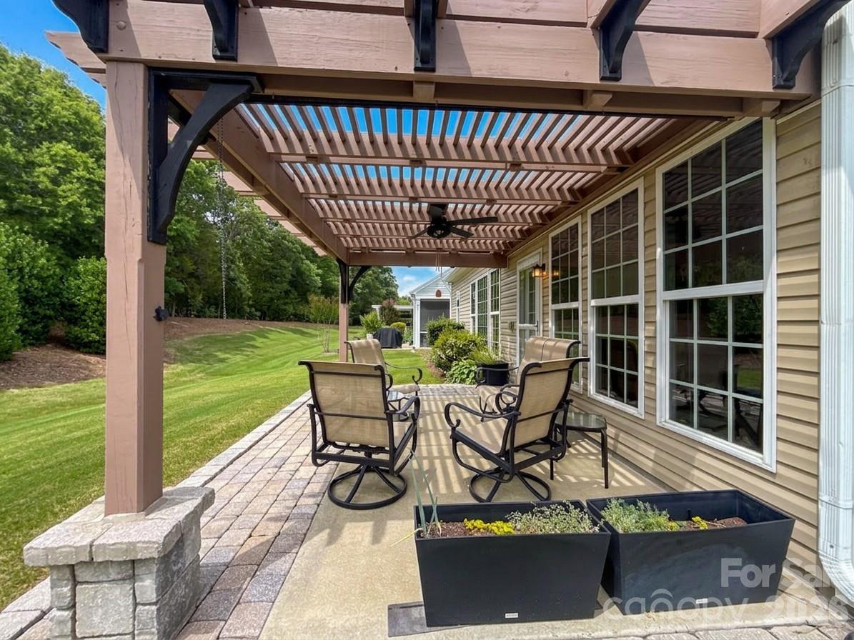 3001 Grant Court 23