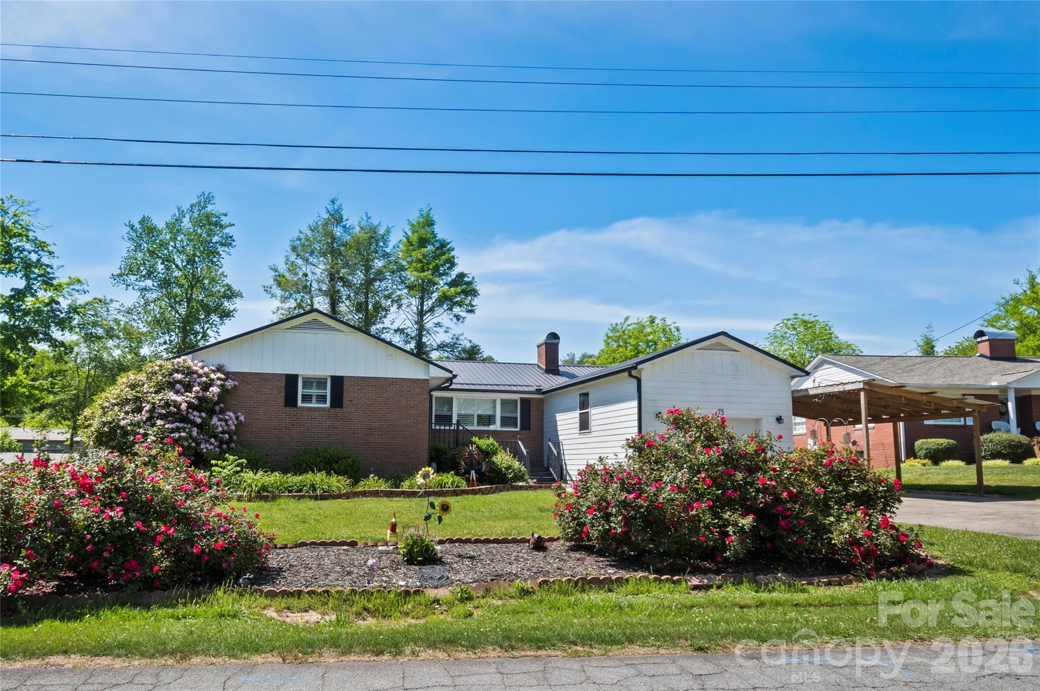 75 Hawthorne Drive