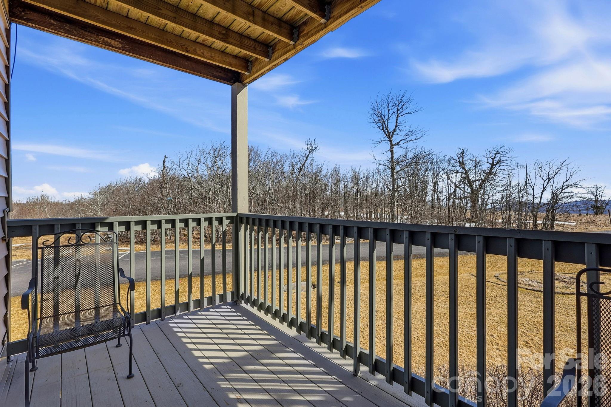 301 Pinnacle Inn Road 4208